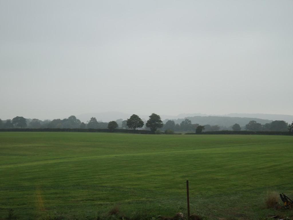 New Hall Farm Ellesmere Port Eksteriør billede